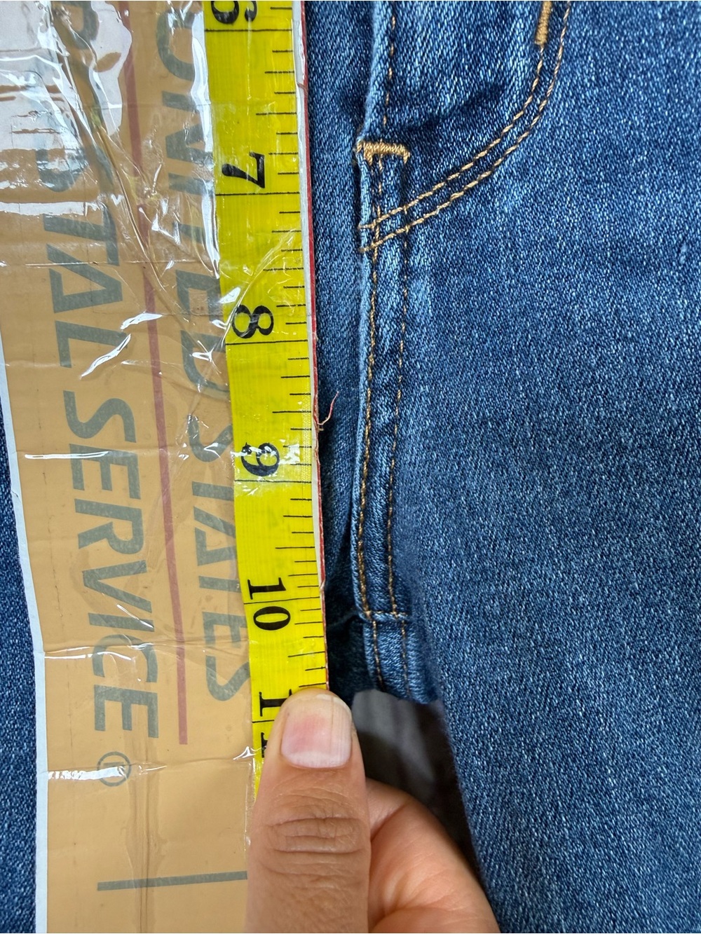 Levis 724 Women’s Jeans high rise straight cropped size 30 - Picture 6 of 7